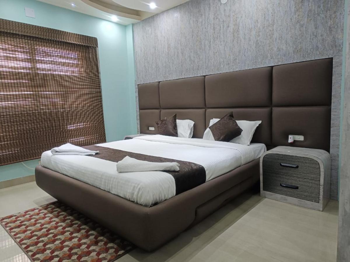Hotel Green Heaven Shree Puri Esterno foto